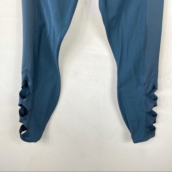 Athleta Cobra Tight Leggings Ankle Crop Criss Cross Cutout Abyss Teal S 158847 - Picture 7 of 16